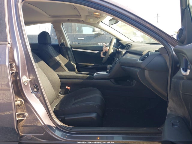 Продаж на аукціоні авто 2017 Honda Civic Ex, vin: 19XFC2F73HE010736, номер лоту: 46047766