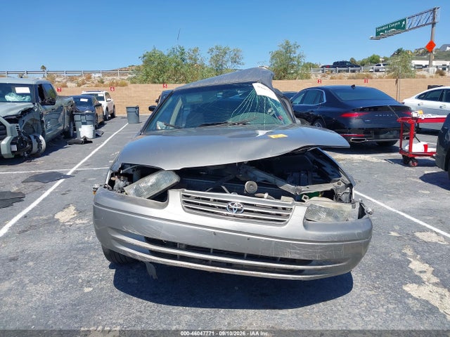 1999 Toyota Camry Ce/le/xle მანქანა იყიდება აუქციონზე, vin: 4T1BG22K9XU576618, აუქციონის ნომერი: 46047771