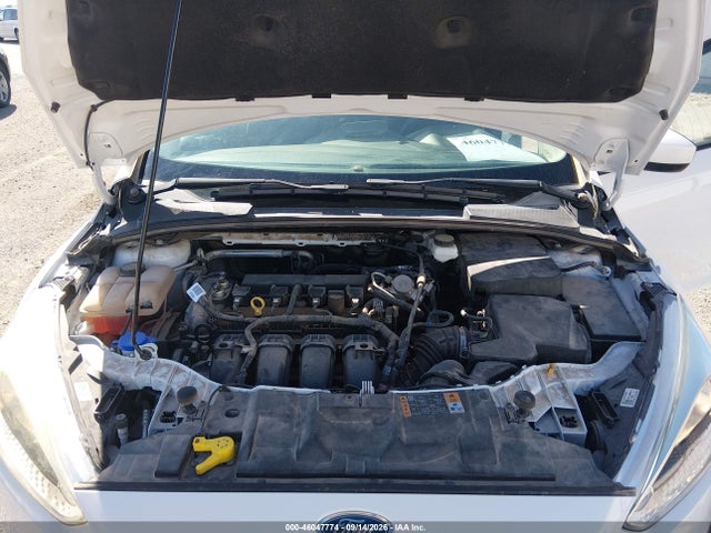 46047774 :رقم المزاد ، 1FADP3F26JL328634 vin ، 2018 Ford Focus Se مزاد بيع