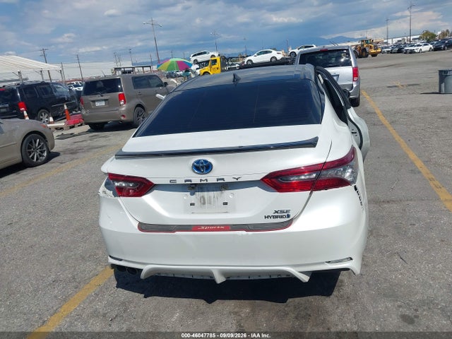 Продажа на аукционе авто 2022 Toyota Camry Xse Hybrid, vin: 4T1K31AK1NU042209, номер лота: 46047785