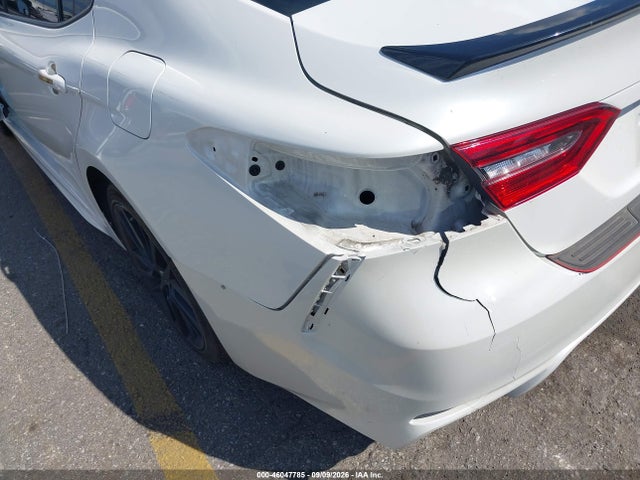 Продажа на аукционе авто 2022 Toyota Camry Xse Hybrid, vin: 4T1K31AK1NU042209, номер лота: 46047785