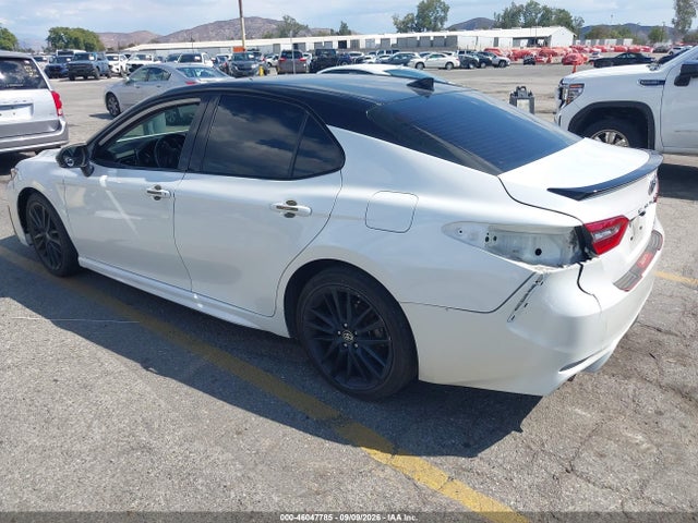 Продажа на аукционе авто 2022 Toyota Camry Xse Hybrid, vin: 4T1K31AK1NU042209, номер лота: 46047785