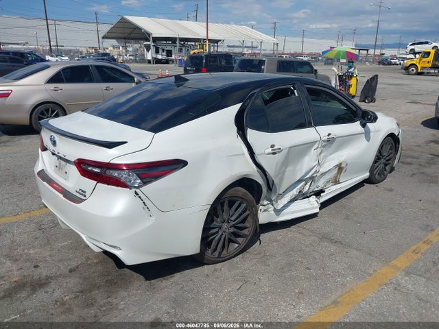 Продажа на аукционе авто 2022 Toyota Camry Xse Hybrid, vin: 4T1K31AK1NU042209, номер лота: 46047785