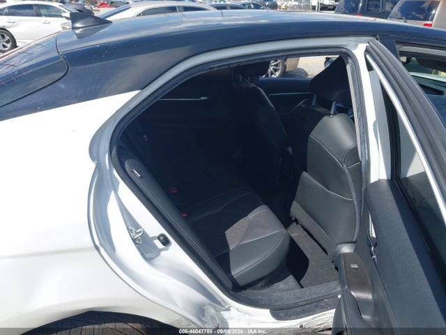 Продажа на аукционе авто 2022 Toyota Camry Xse Hybrid, vin: 4T1K31AK1NU042209, номер лота: 46047785