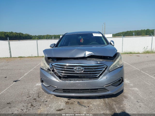 2016 Hyundai Sonata Se მანქანა იყიდება აუქციონზე, vin: 5NPE24AF5GH261261, აუქციონის ნომერი: 46047816