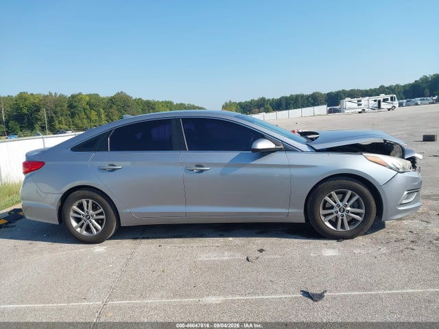 2016 Hyundai Sonata Se მანქანა იყიდება აუქციონზე, vin: 5NPE24AF5GH261261, აუქციონის ნომერი: 46047816