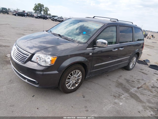 Продажа на аукционе авто 2014 Chrysler Town & Country Touring-l 30th Anniversary, vin: 2C4RC1CG3ER224695, номер лота: 46047836