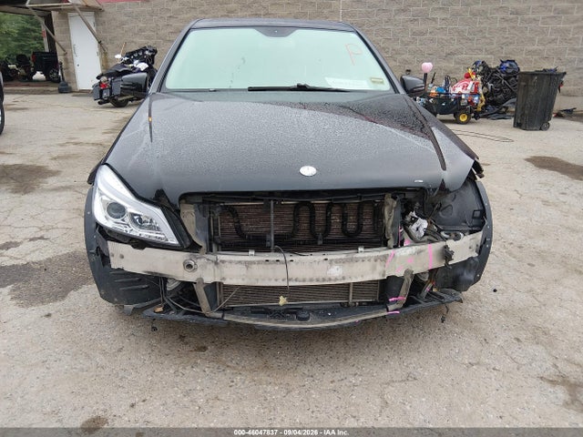 2013 Mercedes-benz C 300 Sport 4matic მანქანა იყიდება აუქციონზე, vin: WDDGF8AB9DA885025, აუქციონის ნომერი: 46047837