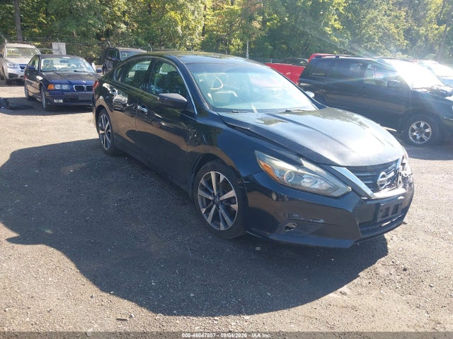 46047857 :رقم المزاد ، 1N4AL3AP2HC118558 vin ، 2017 Nissan Altima 2.5 Sr مزاد بيع