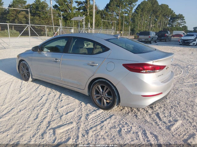 Продажа на аукционе авто 2017 Hyundai Elantra Se, vin: 5NPD84LF1HH106120, номер лота: 46047881