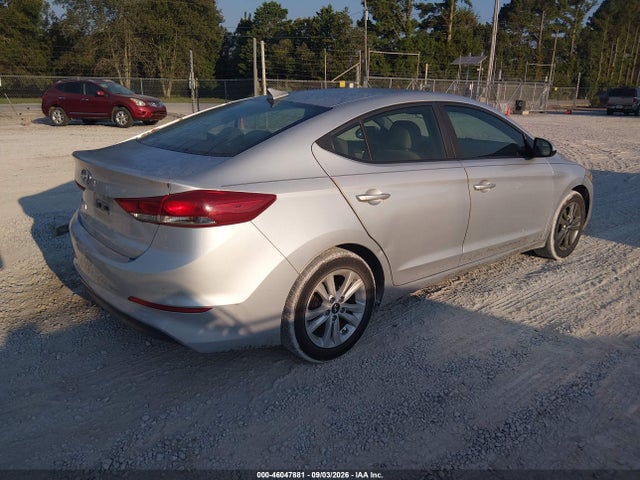 Продажа на аукционе авто 2017 Hyundai Elantra Se, vin: 5NPD84LF1HH106120, номер лота: 46047881