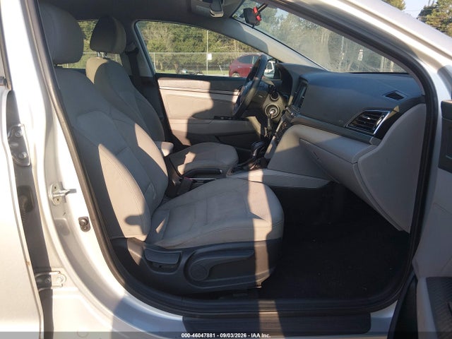 Продажа на аукционе авто 2017 Hyundai Elantra Se, vin: 5NPD84LF1HH106120, номер лота: 46047881