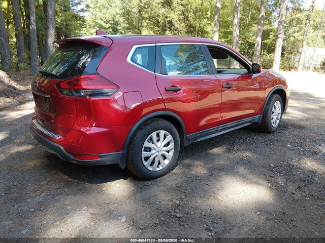 2017 Nissan Rogue S მანქანა იყიდება აუქციონზე, vin: 5N1AT2MT3HC872738, აუქციონის ნომერი: 46047924
