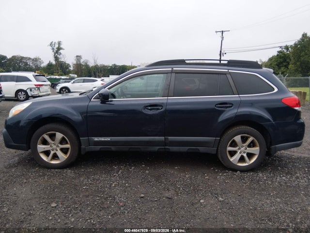 46047929 :رقم المزاد ، 4S4BRBCC2E3228079 vin ، 2014 Subaru Outback 2.5i Premium مزاد بيع