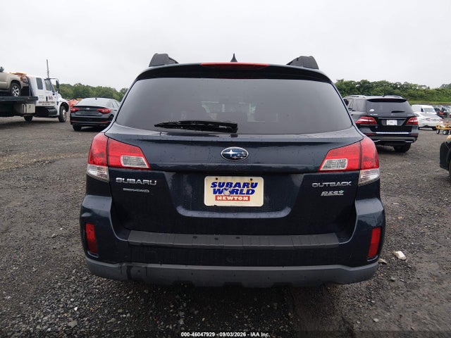 46047929 :رقم المزاد ، 4S4BRBCC2E3228079 vin ، 2014 Subaru Outback 2.5i Premium مزاد بيع
