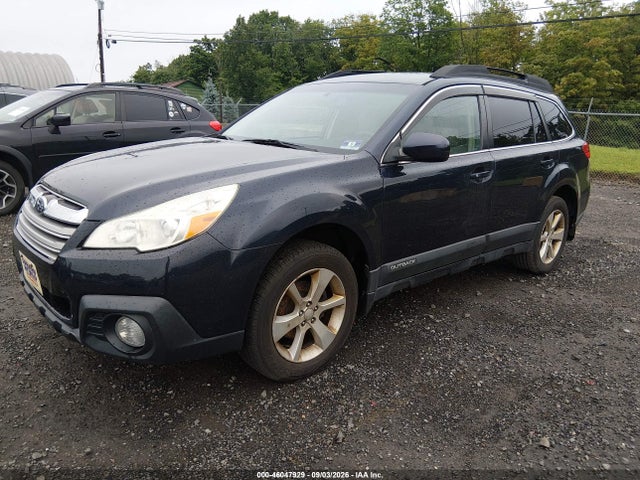 46047929 :رقم المزاد ، 4S4BRBCC2E3228079 vin ، 2014 Subaru Outback 2.5i Premium مزاد بيع