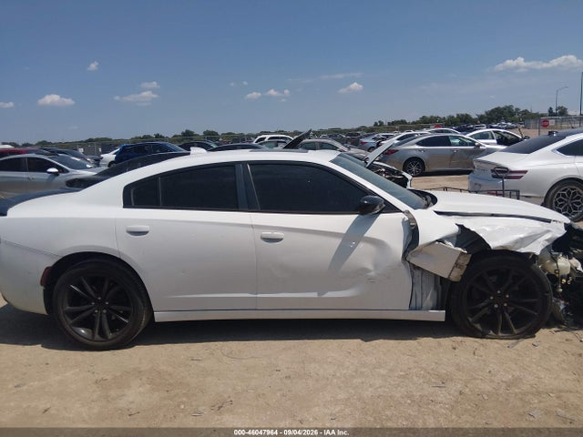 46047964 :رقم المزاد ، 2C3CDXHG5GH150384 vin ، 2016 Dodge Charger Sxt مزاد بيع