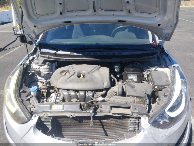 5NPDH4AE1GH707116 Hyundai ELANTRA SE
