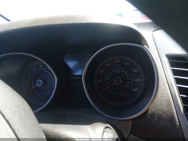 5NPDH4AE1GH707116 Hyundai ELANTRA SE