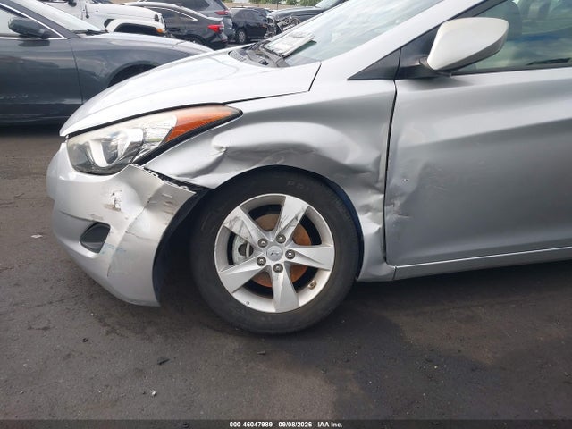 Продажа на аукционе авто 2013 Hyundai Elantra Gls, vin: 5NPDH4AE0DH397472, номер лота: 46047989