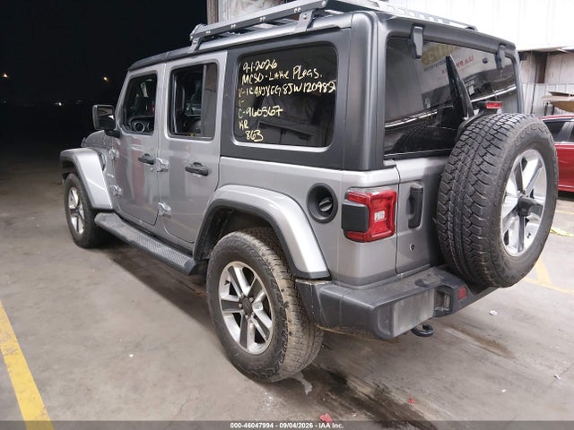 1C4HJXEG8JW120982 Jeep Wrangler Unlimited Sahara 4x4