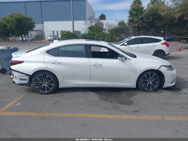 46048013 :رقم المزاد ، 58ADA1C16RU050680 vin ، 2024 Lexus Es 300h مزاد بيع
