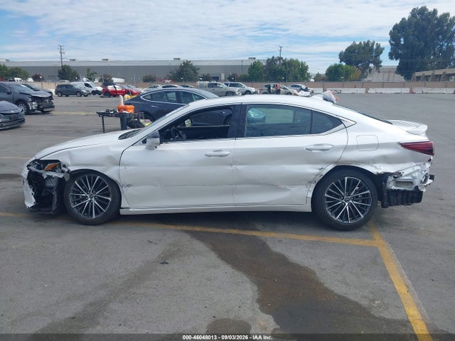 46048013 :رقم المزاد ، 58ADA1C16RU050680 vin ، 2024 Lexus Es 300h مزاد بيع