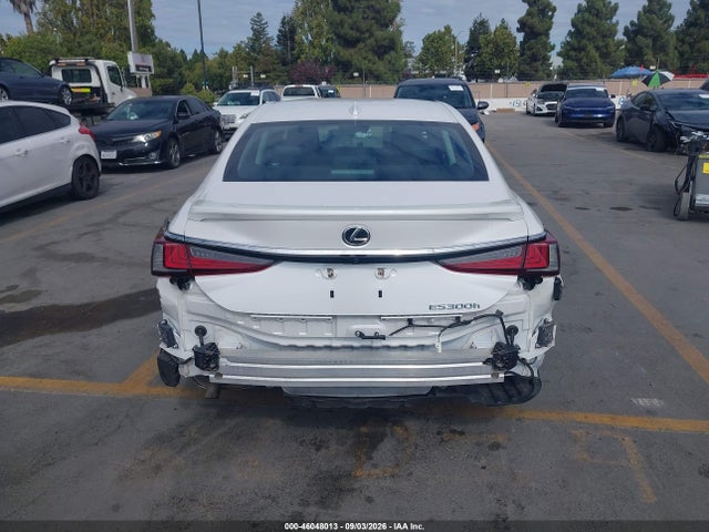46048013 :رقم المزاد ، 58ADA1C16RU050680 vin ، 2024 Lexus Es 300h مزاد بيع