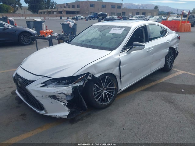 46048013 :رقم المزاد ، 58ADA1C16RU050680 vin ، 2024 Lexus Es 300h مزاد بيع