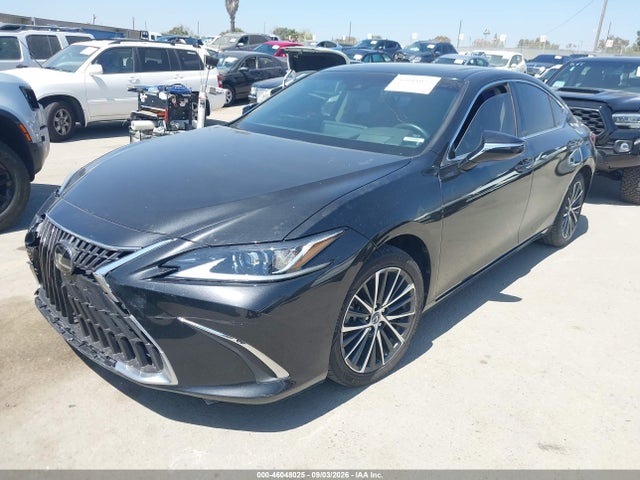46048025 :رقم المزاد ، 58ADA1C16RU039050 vin ، 2024 Lexus Es 300h مزاد بيع