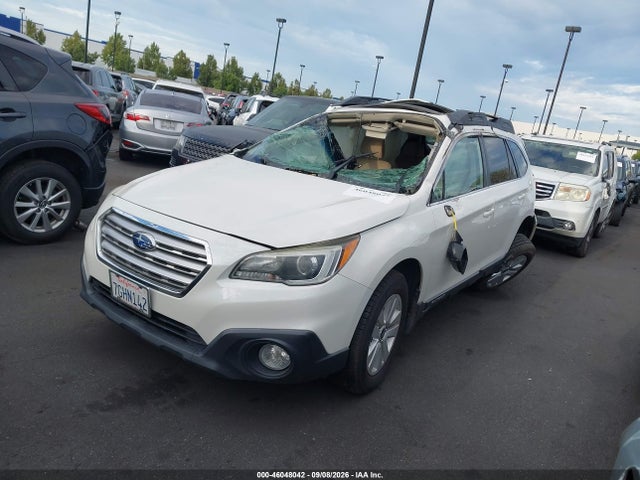 Subaru Outback 2.5i Premium 2015 4S4BSAEC6F3202064 Image 2