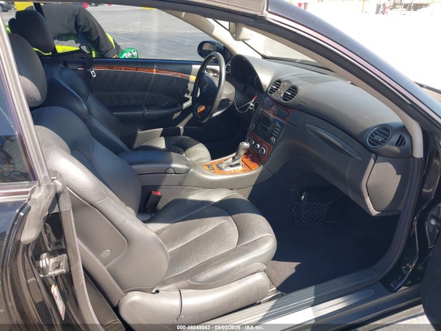46048043 :رقم المزاد ، WDBTK65J45F122617 vin ، 2005 Mercedes-benz Clk 320 مزاد بيع
