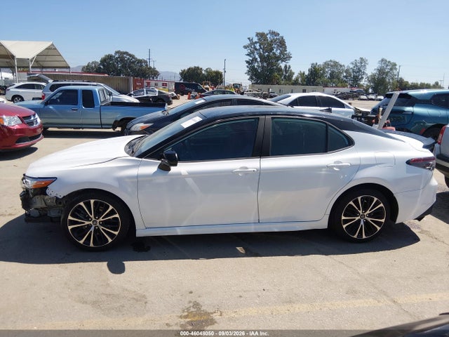 4T1K31AK4RU074142 Toyota Camry Hybrid Xse