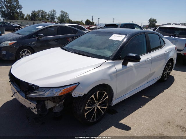 4T1K31AK4RU074142 Toyota Camry Hybrid Xse