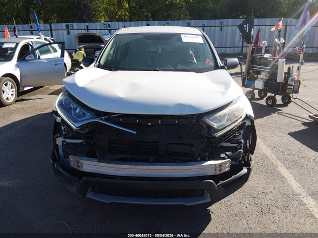 Honda CR-V LX 2019 2HKRW6H38KH223674 Image 13