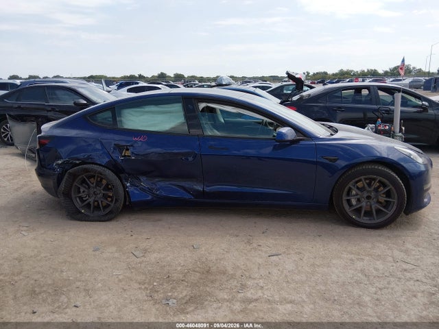 Tesla Model 3 Rear-wheel Drive 2022 5YJ3E1EA7NF104113 Image 13