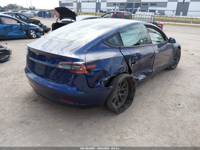 Tesla Model 3 Rear-wheel Drive 2022 5YJ3E1EA7NF104113 Image 4