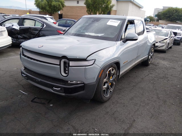 Rivian R1t Launch Edition 2022 7FCTGAAL7NN004199 Image 2