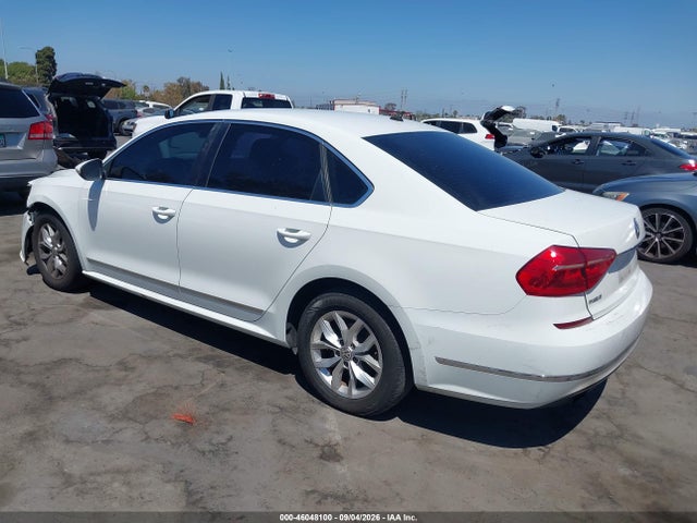 1VWAS7A35GC027331 Volkswagen Passat 1.8t S