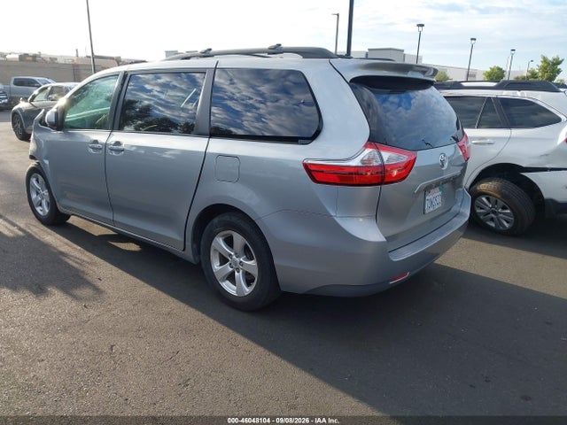 5TDKK3DC0GS745394 Toyota Sienna Le 8 Passenger