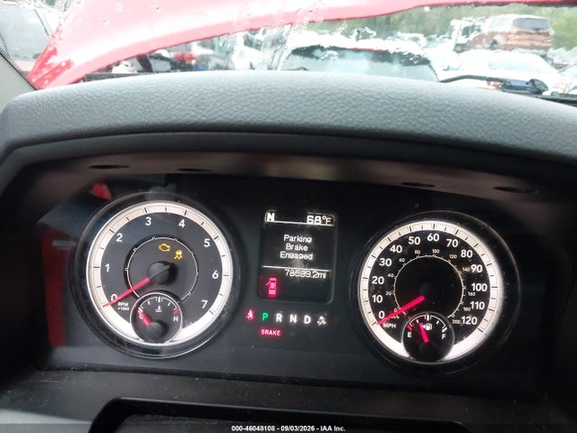 46048108 :رقم المزاد ، 1C6RR7FG5JS264323 vin ، 2018 Ram 1500 Express  4x4 6'4 Box مزاد بيع