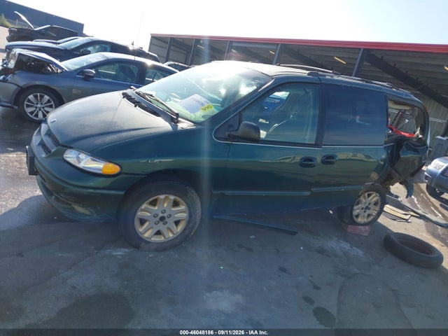 46048186 :رقم المزاد ، 1B4GP54L9TB272628 vin ، 1996 Dodge Grand Caravan Le/es مزاد بيع