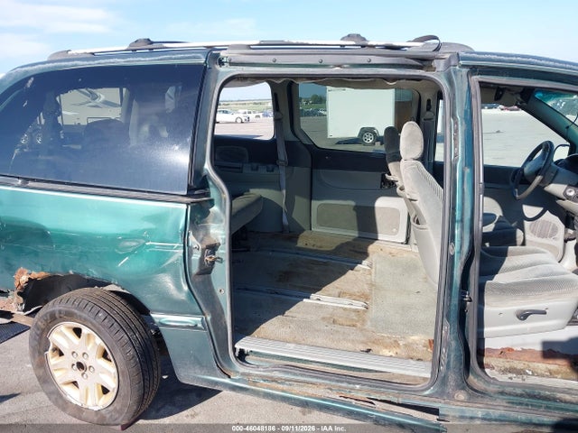 46048186 :رقم المزاد ، 1B4GP54L9TB272628 vin ، 1996 Dodge Grand Caravan Le/es مزاد بيع