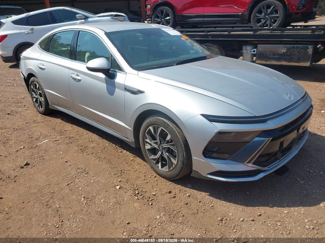 2025 Hyundai Sonata Sel მანქანა იყიდება აუქციონზე, vin: KMHL64JA0SA482133, აუქციონის ნომერი: 46048192