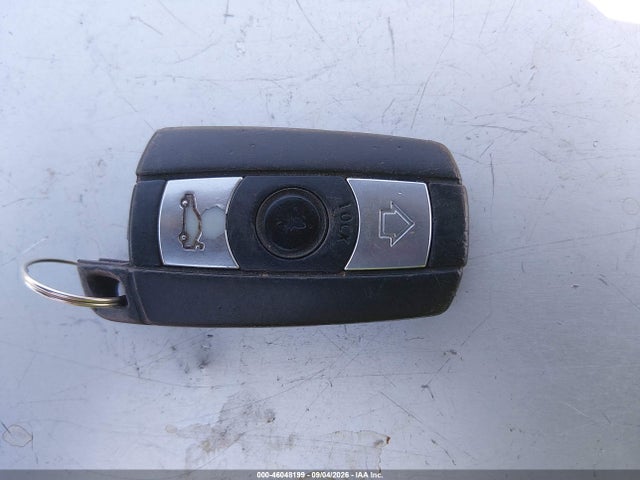 2006 Bmw 330i მანქანა იყიდება აუქციონზე, vin: WBAVB33536PS11666, აუქციონის ნომერი: 46048199