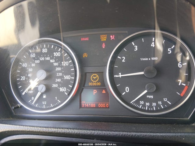 2006 Bmw 330i მანქანა იყიდება აუქციონზე, vin: WBAVB33536PS11666, აუქციონის ნომერი: 46048199