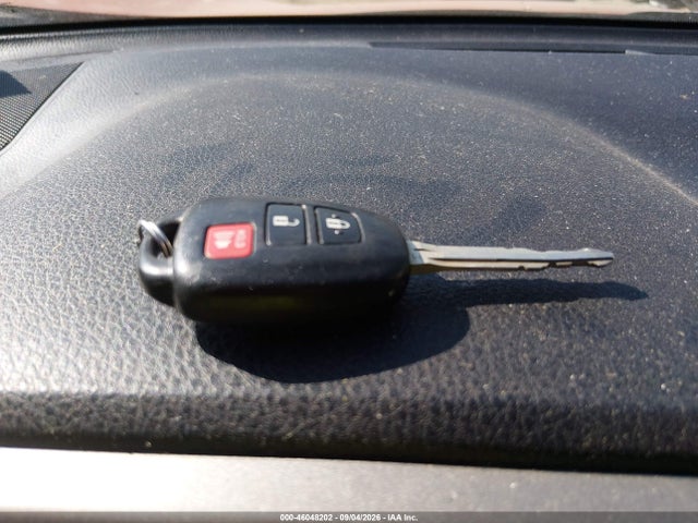 2015 Toyota Rav4 Xle მანქანა იყიდება აუქციონზე, vin: 2T3WFREV0FW179677, აუქციონის ნომერი: 46048202