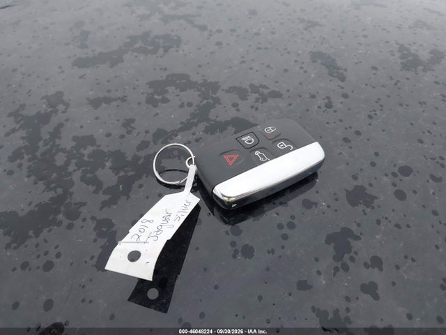 2018 Jaguar Xe 25t Premium მანქანა იყიდება აუქციონზე, vin: SAJAJ4FX2JCP24853, აუქციონის ნომერი: 46048224