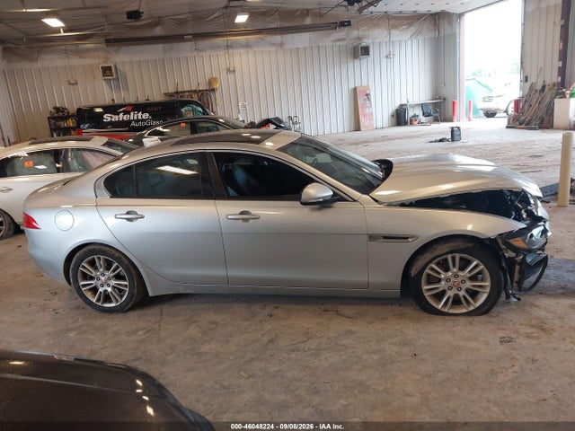 2018 Jaguar Xe 25t Premium მანქანა იყიდება აუქციონზე, vin: SAJAJ4FX2JCP24853, აუქციონის ნომერი: 46048224