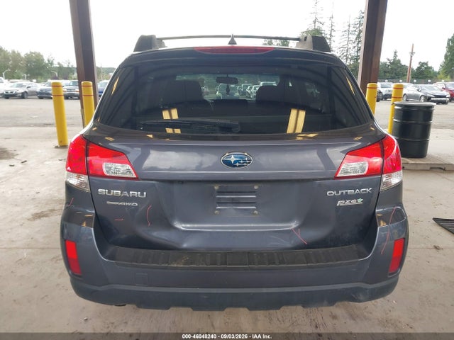 4S4BRBDC4E3293563 Subaru Outback 2.5i Premium
